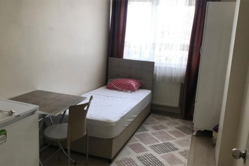 ASİL KIZ YURTLARI