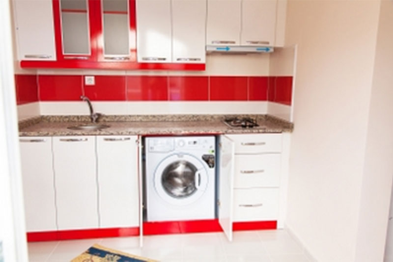 ÇELİKER KIZ APARTI