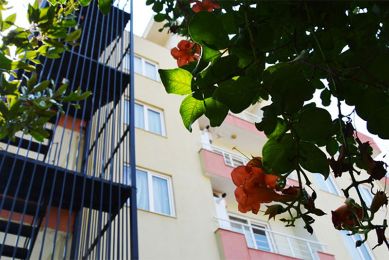 ÇİÇEK APART
