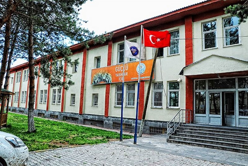 KYK ERCİŞ YURDU