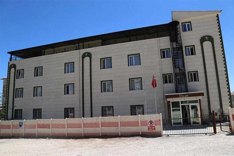 KYK İZZETPAŞA ÖĞRENCİ YURDU