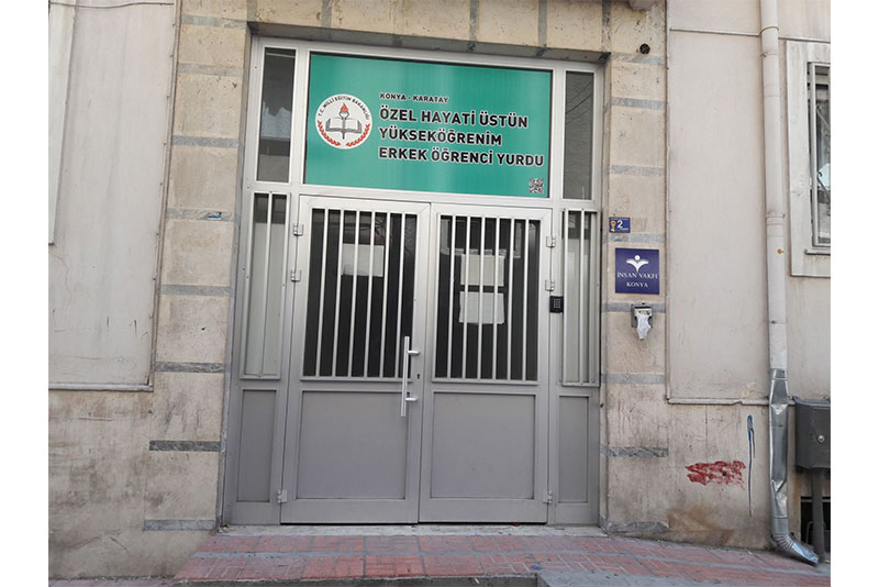 İNSAN VAKFI KONYA HAYATİ ÜSTÜN ERKEK YURDU