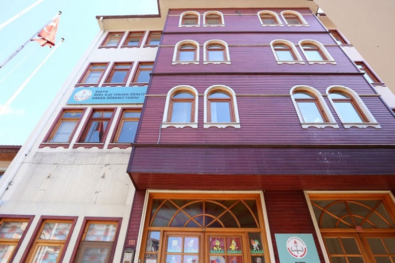 ÖZEL İLGİ YÜKSEKÖĞRETİM ERKEK ÖĞRENCİ YURDU