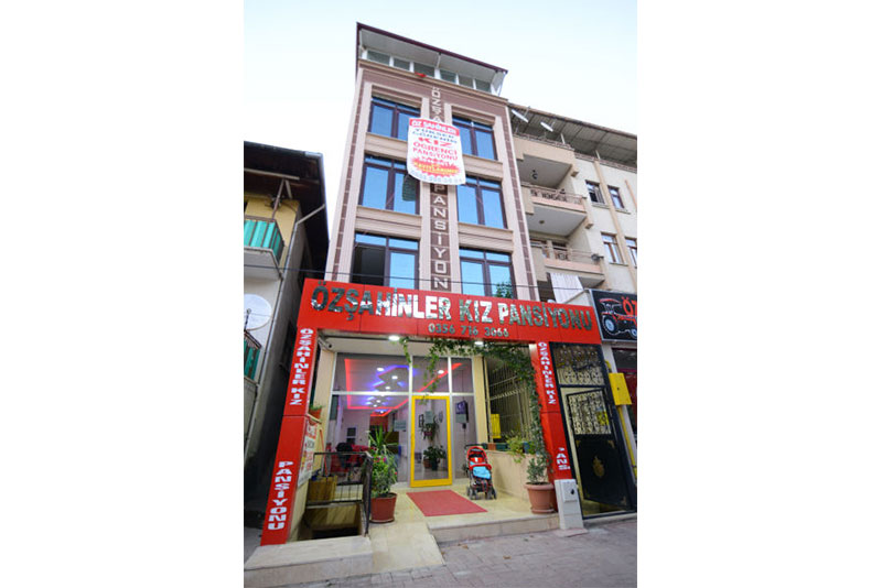 ÖZEL ÖZŞAHİNLER YÜKSEKÖĞRETİM KIZ ÖĞRENCİ YURDU