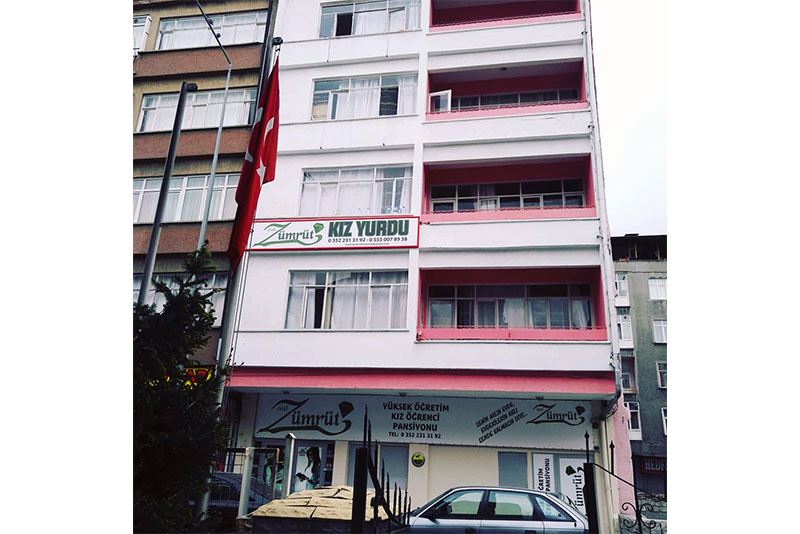 ÖZEL ZÜMRÜT KIZ ÖĞRENCİ PANSİYONU
