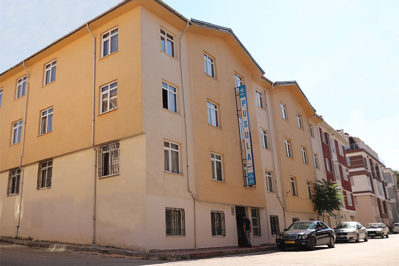 PUSULA ERKEK APARTI