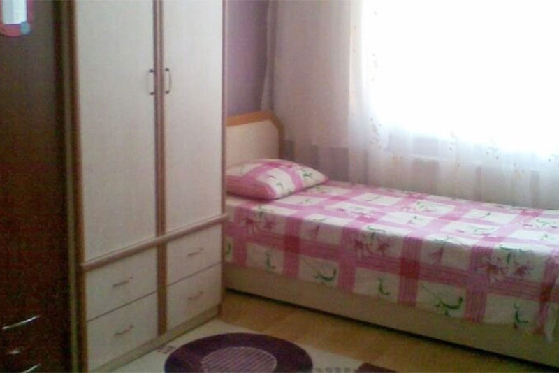 SENA KIZ APARTI